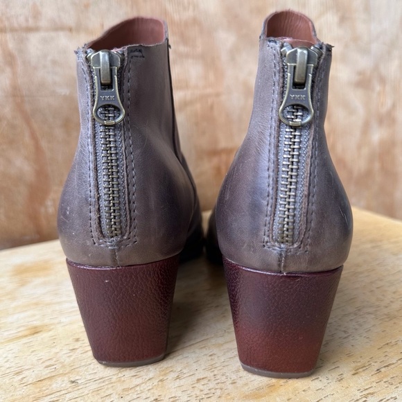 Kork-Ease Kissel Gray Slouch Square Toe Ankle Bootie Back Zip Leather Heel - Picture 3 of 13
